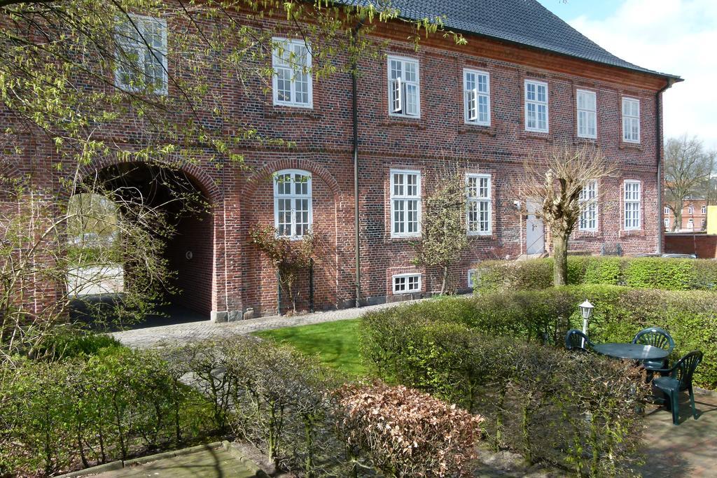 Hotel Pelli Hof Rendsburg By Tulip Inn Zewnętrze zdjęcie